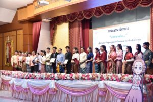 Read more about the article กิจกรรมเสวนาวิชาการในหัวข้อ “ภาษาพาสร้าง…”